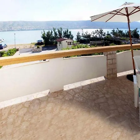 Apartment Stjepan - 10m From