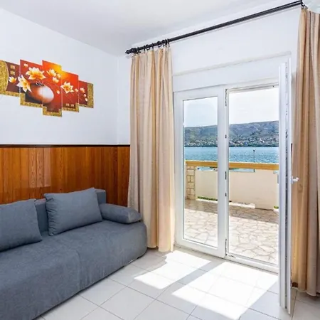 Apartment Stjepan - 10m From Pag Town